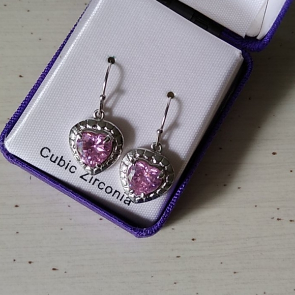 Pink Zirconia hearts - Picture 4 of 4